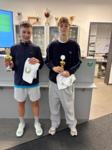 Finale U 18Sieger Frederic Freygang (links), 2. Platz Elias Wagner